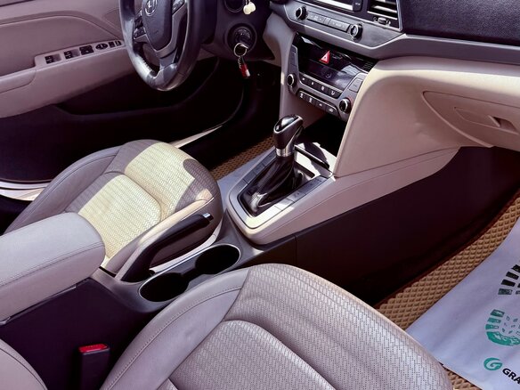 2016 Hyundai Elantra VI (AD), белый - вид 28
