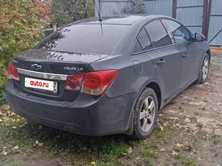 2012 Chevrolet Cruze I, чёрный, 400000 рублей, вид 4