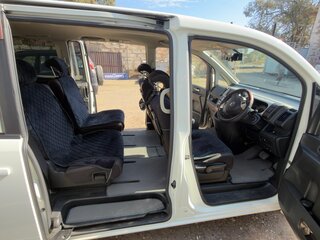 2006 Nissan Serena III (C25), белый, 1300000 рублей, вид 5