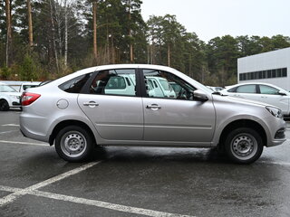 2026 Lada (ВАЗ) Granta I Рестайлинг, серебристый, 1118000 рублей, вид 3