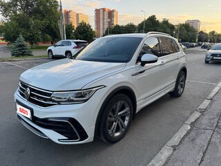 2020 Volkswagen Tiguan II Рестайлинг, белый, 2780000 рублей, вид 3