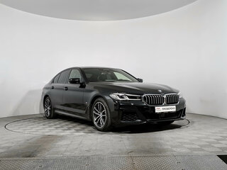 2020 BMW 5 серии 520d xDrive VII (G30/G31/G38) Рестайлинг, чёрный, 3850000 рублей, вид 3