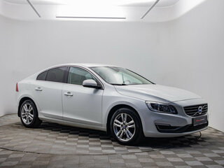 2013 Volvo S60 II Рестайлинг, белый, 1470000 рублей, вид 3
