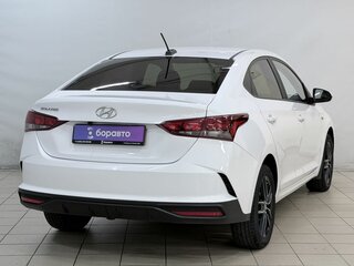 2021 Hyundai Solaris II Рестайлинг, белый, 1789000 рублей, вид 4