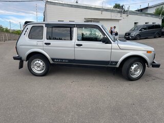 2015 Lada (ВАЗ) 2131 (4x4) 213105 I, серый, 560000 рублей, вид 5