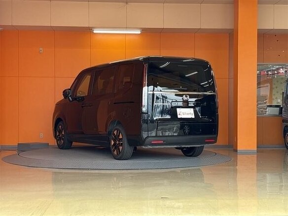 2026 Honda Stepwgn Spada VI, чёрный, 2708000 рублей - вид 4