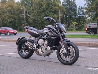 MV Agusta Rivale 800