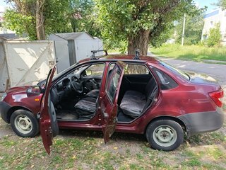 2012 Lada (ВАЗ) Granta I, серебристый, 400000 рублей, вид 4