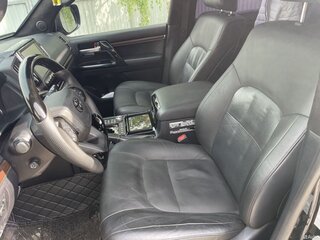 2016 Toyota Land Cruiser 200 Series Рестайлинг 2, чёрный, 4500000 рублей, вид 5