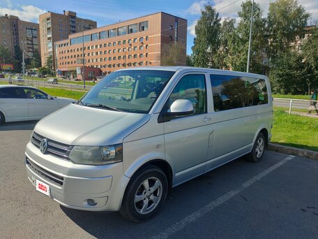 2010 Volkswagen Caravelle, серебристый, 1890000 рублей, вид 2
