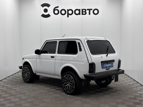 2024 Lada (ВАЗ) Niva Legend I, белый, 990000 рублей - вид 6