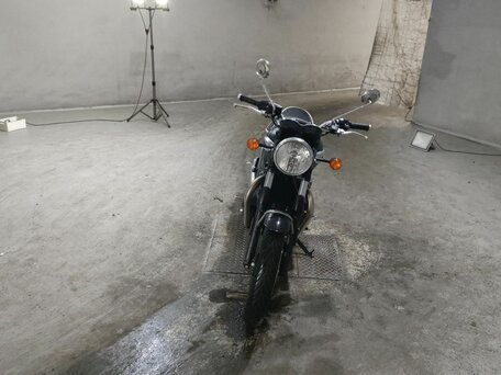 2025 Triumph Bonneville T100, зелёный, 1280000 рублей, вид 3