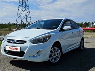 2012 Hyundai Solaris I, белый, 800000 рублей, вид 1