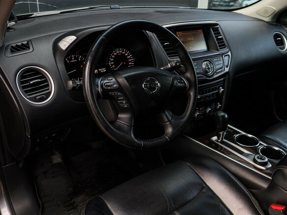 2016 Nissan Pathfinder IV, серый - вид 15