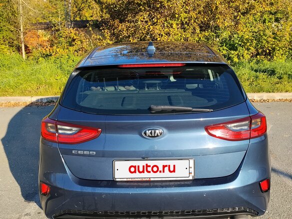 2019 Kia Ceed III, синий, 1680000 рублей - вид 6