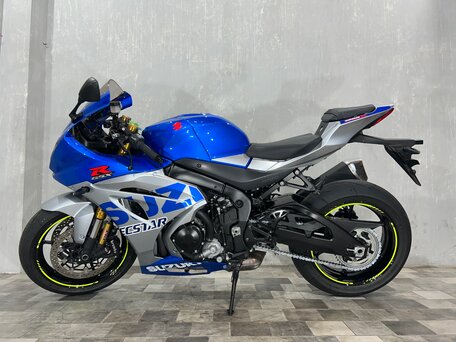 2021 Suzuki GSX-R 1000, синий, 1645000 рублей, вид 2