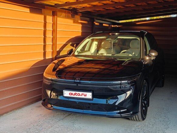 2024 Zeekr 7X 100 kWh I, чёрный, 7500000 рублей - вид 6