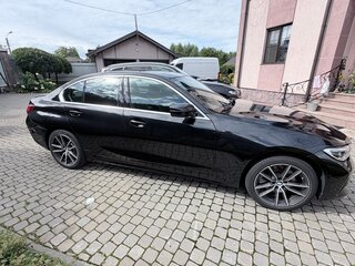 2021 BMW 3 серии 330i xDrive VII (G2x), чёрный, 3790000 рублей, вид 4