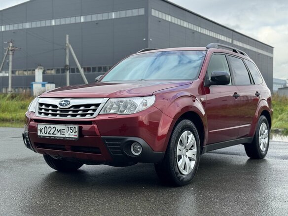 2011 Subaru Forester III, красный, 1149000 рублей
