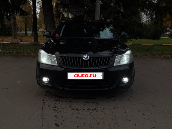 2013 Skoda Octavia II (A5) Рестайлинг, чёрный, 749000 рублей - вид 1