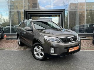 2017 Kia Sorento II Рестайлинг, бежевый, 1699000 рублей, вид 4