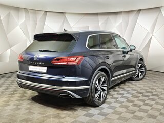 2020 Volkswagen Touareg III, чёрный, 4730000 рублей, вид 2