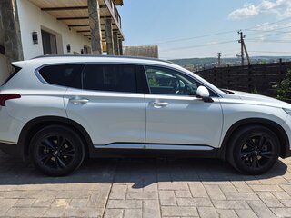 2018 Hyundai Santa Fe IV, белый, 2550000 рублей, вид 3