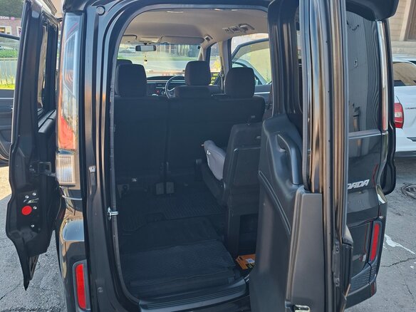 2015 Honda Stepwgn Spada V, чёрный, 1699000 рублей - вид 9
