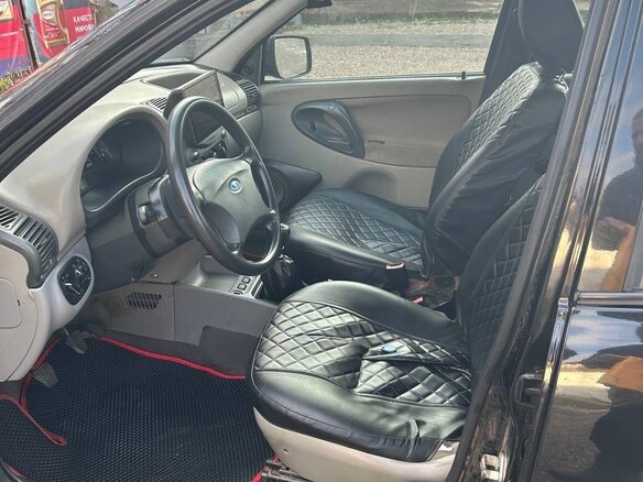 2010 Lada (ВАЗ) Kalina I, чёрный, 160000 рублей - вид 1