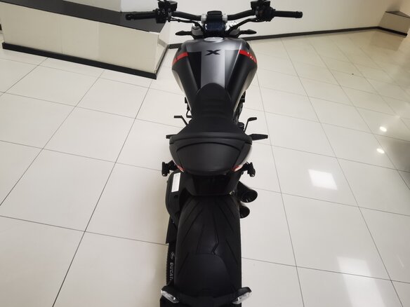 2021 Ducati Diavel, серый, 2899000 рублей - вид 5