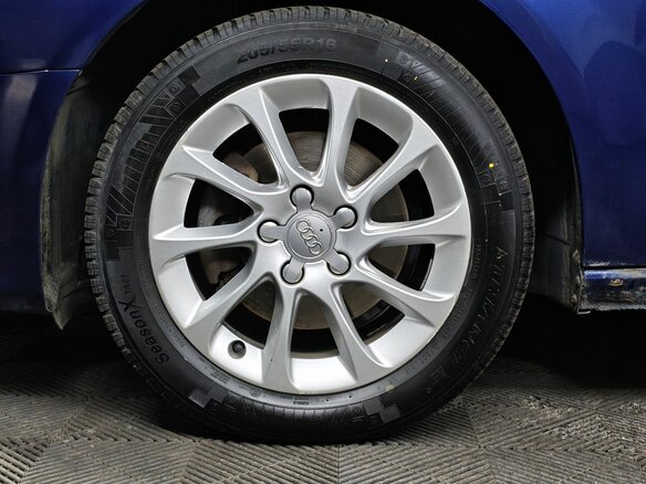 2015 Audi A3 III (8V), синий, 1219000 рублей - вид 8