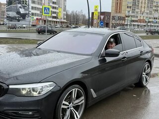 2020 BMW 5 серии 520d xDrive VII (G30/G31/G38), чёрный, 4100000 рублей, вид 2