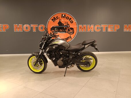2018 Yamaha MT-07 (FZ-07), серебристый, 790000 рублей, вид 2