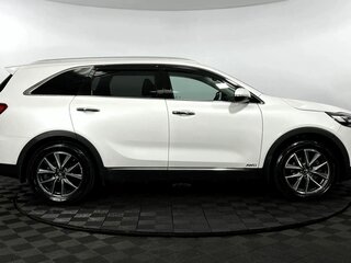 2018 Kia Sorento II Рестайлинг, белый, 2950000 рублей, вид 5