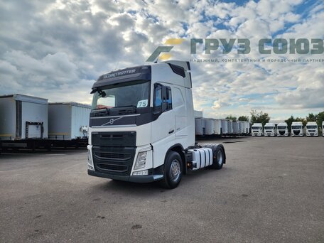 2017 Volvo FH, белый, 5990000 рублей, вид 2