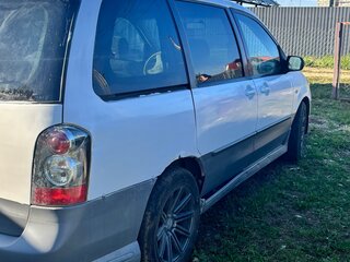 2004 Mazda MPV II (LW) Рестайлинг, белый, 320000 рублей, вид 1