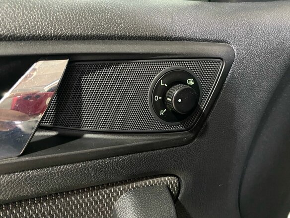 2012 Skoda Yeti I, белый - вид 18