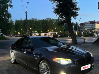 2010 BMW 5 серии 528i VI (F10/F11/F07), чёрный, 1300000 рублей, вид 5