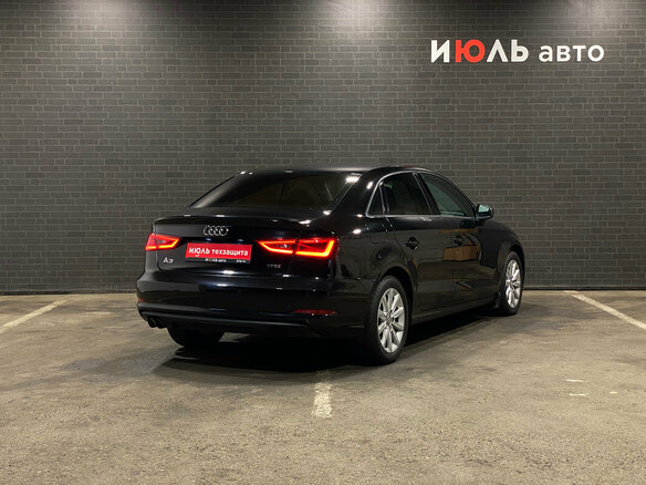2013 Audi A3 III (8V), чёрный - вид 4