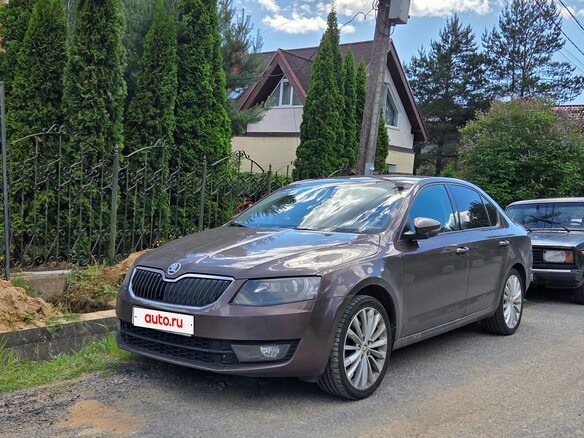 2014 Skoda Octavia III (A7), коричневый, 830000 рублей