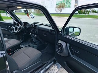 2020 Lada (ВАЗ) 2121 (4x4) Urban I Рестайлинг (2020), чёрный, 780000 рублей, вид 4