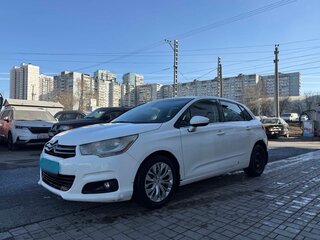 2011 Citroen C4 II, белый, 450000 рублей, вид 1
