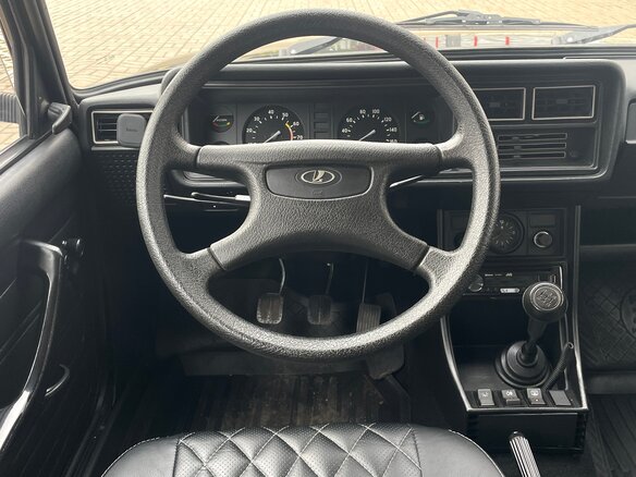 2010 Lada (ВАЗ) 2107, чёрный - вид 23