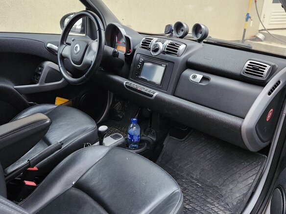 2009 Smart Fortwo II, серый, 650000 рублей - вид 4