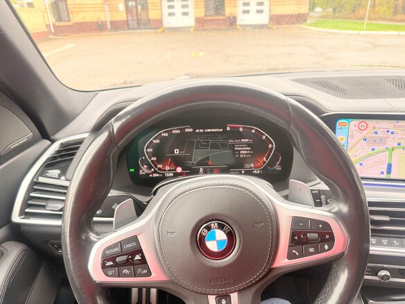 2019 BMW X5 M50d IV (G05/G18), чёрный, 7300000 рублей - вид 11