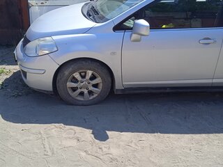 2008 Nissan Tiida I, серебристый, 500000 рублей, вид 1