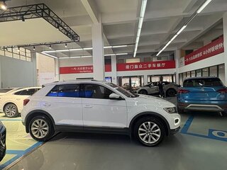 2022 Volkswagen T-Roc I (China Market), белый, 1485000 рублей, вид 3