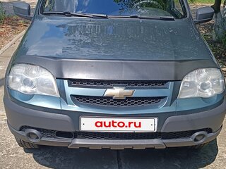 2013 Chevrolet Niva I Рестайлинг, зелёный, 575000 рублей, вид 1