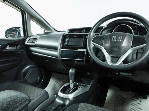 2014 Honda Fit III, серебристый, 999000 рублей - вид 8