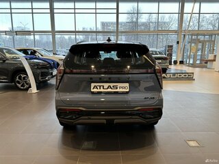 2026 Geely Atlas II, голубой, 3909990 рублей, вид 4